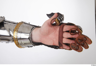 Photos Medieval Armor hand 0001.jpg